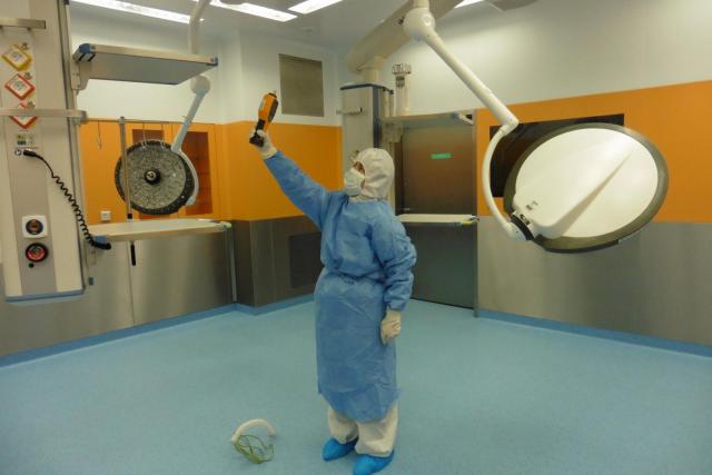 Měření koncentrace prachu na operačním sále | Autor: archiv Olgy Rubinové