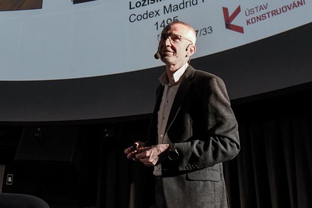 Křest Shigleyho konstruování strojních součástí na Hvězdárně a planetáriu Brno | Autor: Michaela Dvořáková