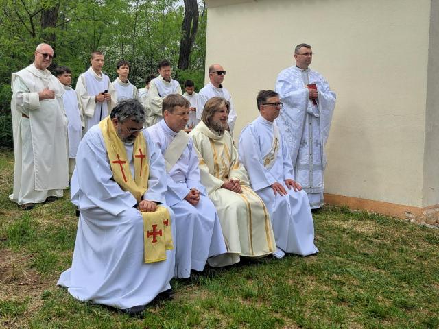 Požehnání nové zvoničce 1. 5. 2024  | Autor: archiv obce Ořechov