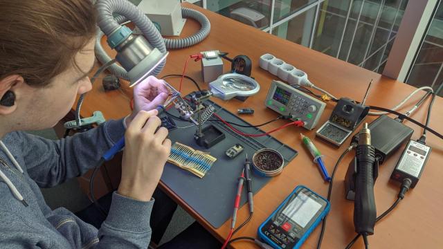 Čelenové Deeper Sleeper to umí i s pájkou. | Autor: Archiv Davida Nahorniaka