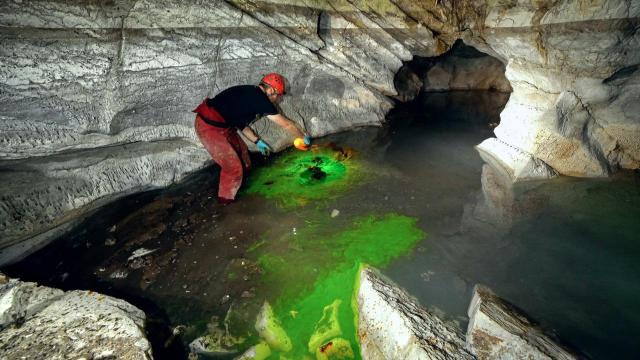 Stopovací zkoušky odhalily polifurkaci (rozvodí) podzemních kanálů. | Autor: Archiv Marka Audyho