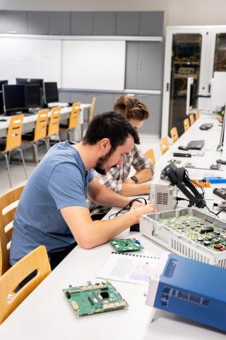 The new laboratory will provide students with access to cutting-edge technologies and closer collaboration with industry partners. | Author: Nikola Číková