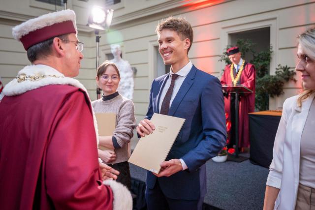 Award for outstanding results in master's studies. | Author: Václav Koníček