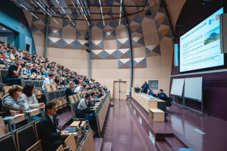 perFEKT AtomDay 2025 | Author: Jakub Rozboud
