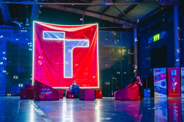 Looking Back at Czech Space Week: BUT Brought Space Closer to Applicants and the Public. | Author: Jakub Rozboud