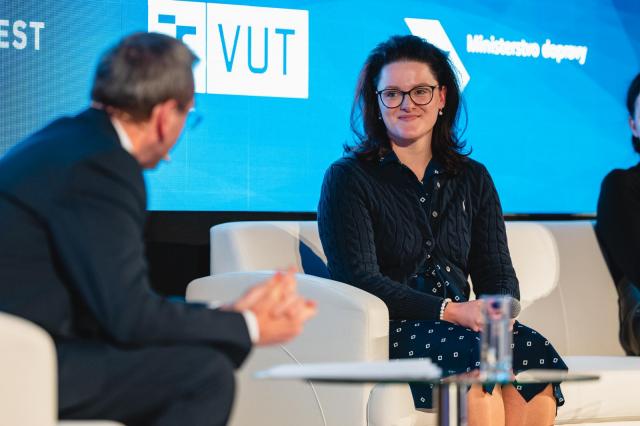 The discussion included Terezie Němcová, a populariser of space law and an export control specialist in the aerospace sector, with experience at ESA and Airbus. | Author: Jakub Rozboud