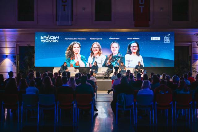 The festival also featured the traditional Space4Women talk show, which took place on 24 October in the atrium of the BUT Rectorate. | Author: Jakub Rozboud