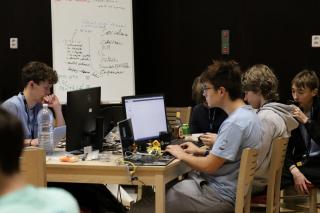 Autor: AT&T Hackathon Junior