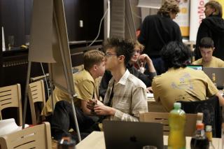 Autor: AT&T Hackathon Junior